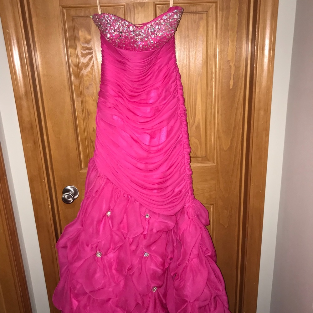 pink prom dress!